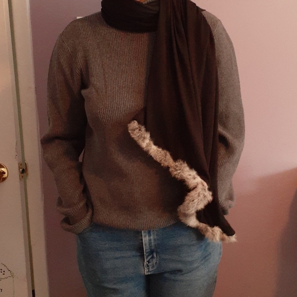 100% Real Rabbit Fur Scarf - Picture 3 of 8